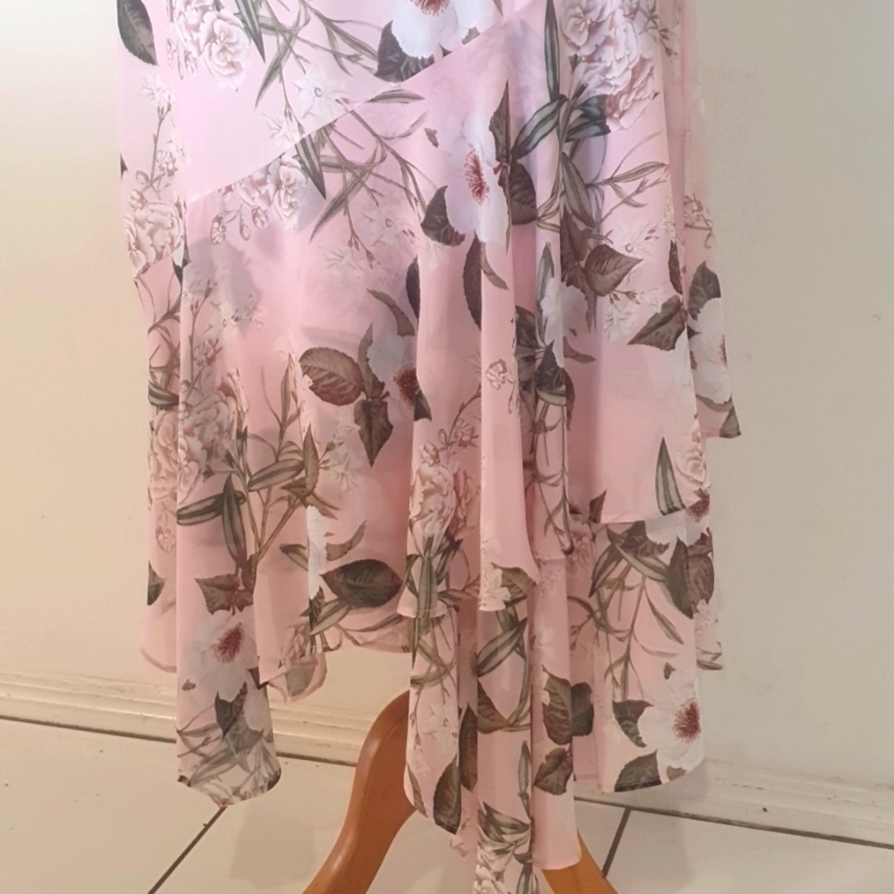 Forever New Size 10 Pink Floral Ruffle Dress - Picture 4 of 7